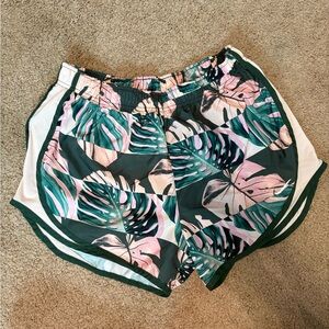 Nike Women’s Tempo Running Shorts Boxed Botanical Dri Fit